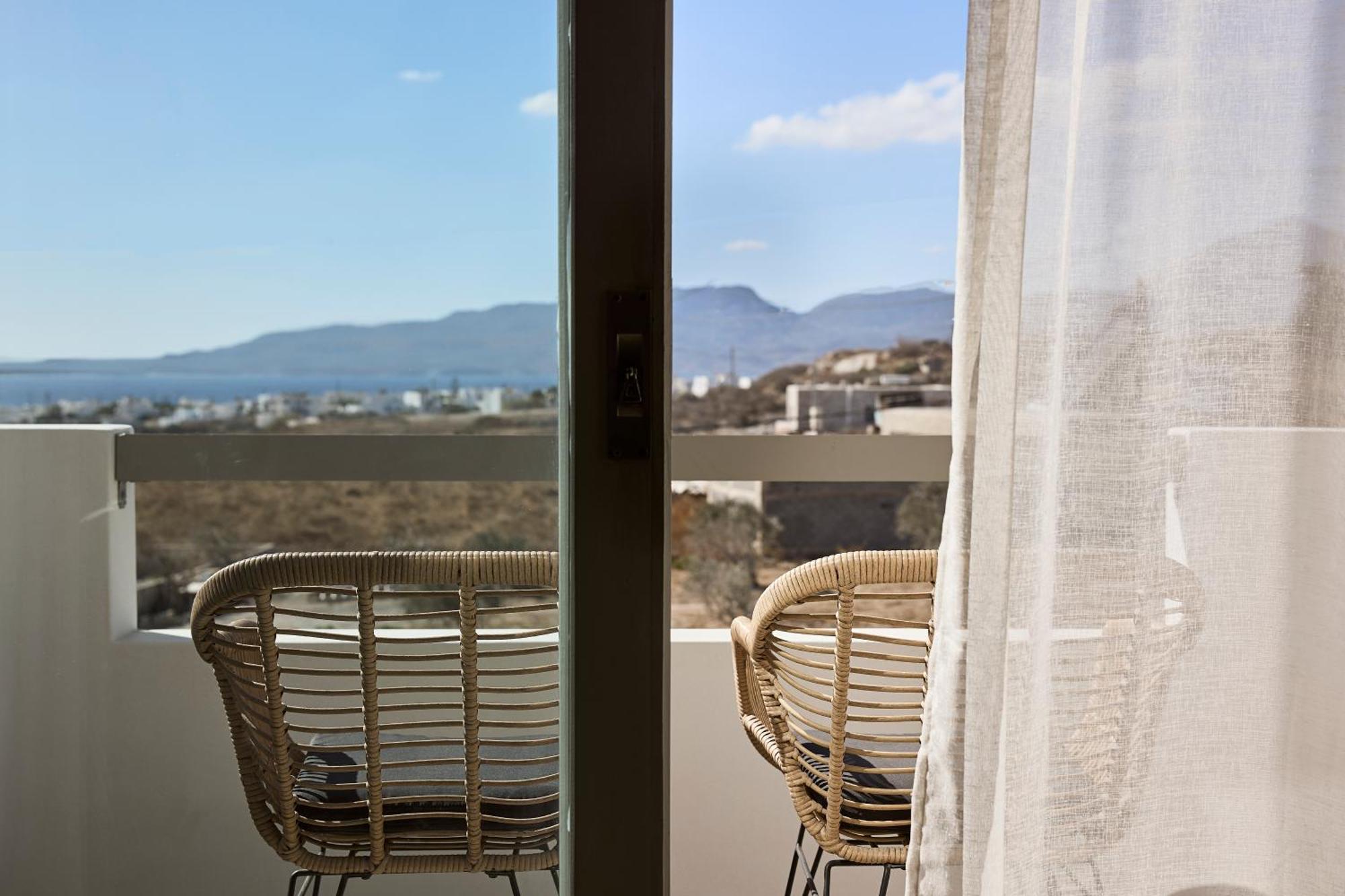 Kedros Milos Suites Adamantas  Zewnętrze zdjęcie